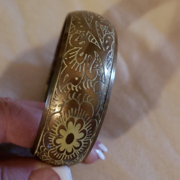 Vintage Engraved Floral Boho Brass Bangle - Picture 1 of 5